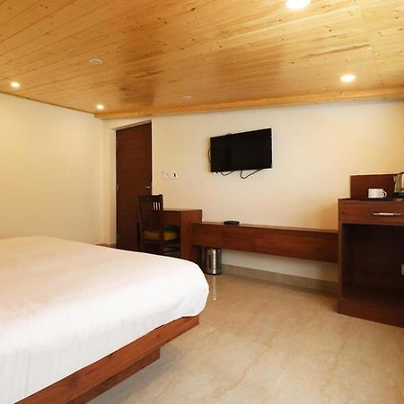 Hotel Mussoorie Heights Dehradun Exteriör bild